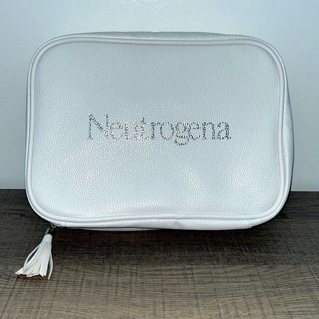 Neutrogena Makeup Bag